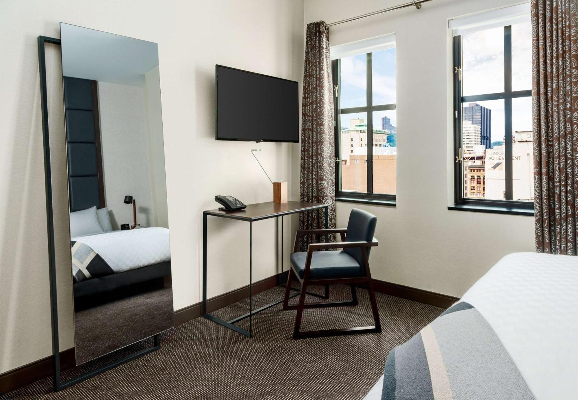 Joinery Hotel Pittsburgh, Curio Collection By Hilton Exterior photo